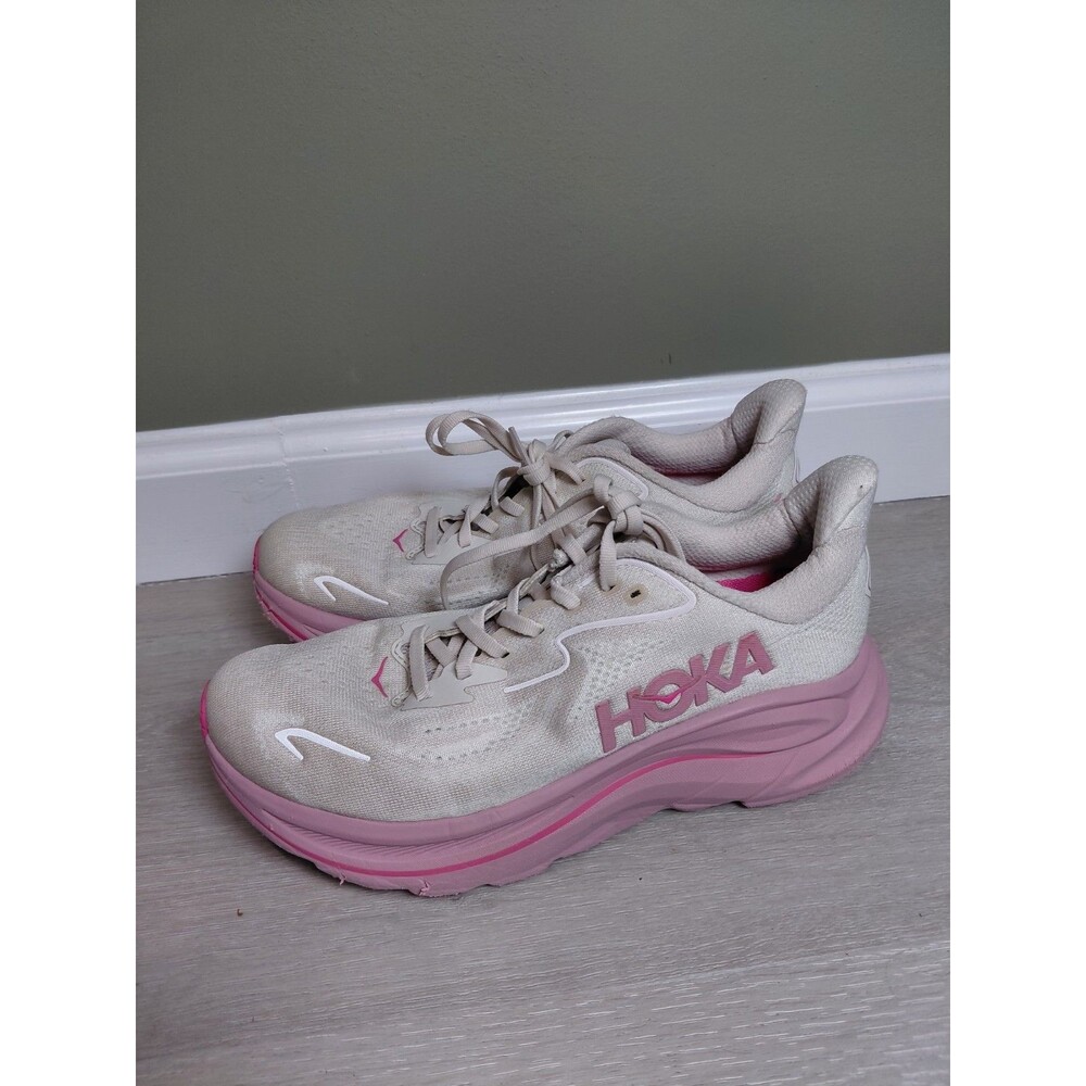 Size 8B - Hoka One One HOKA Clifton 10 Rose Cream Women's Sneakers